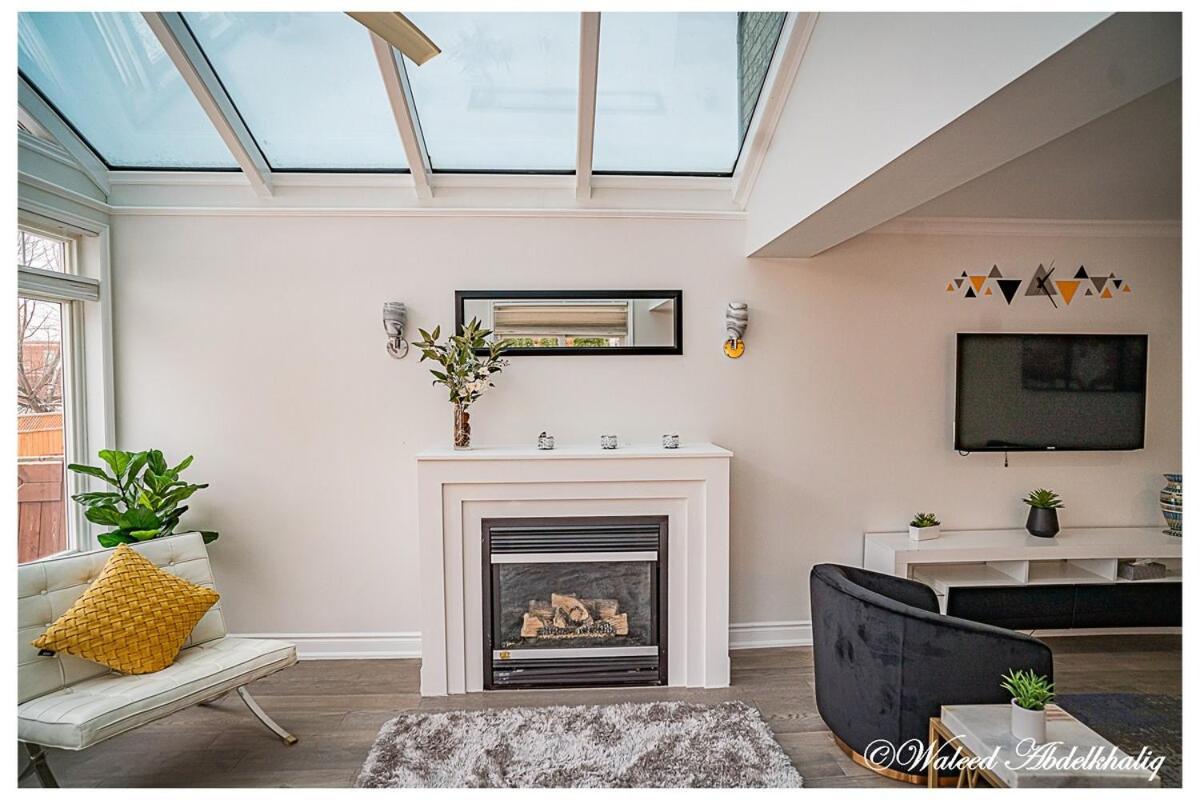Sunroom House - 4 Bedrooms Mississauga Exterior photo